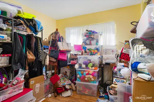 28 Seneca DR, Montgomery, IL 60538