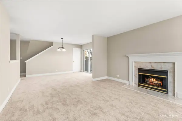 862 N First ST #862, Elburn, IL 60119