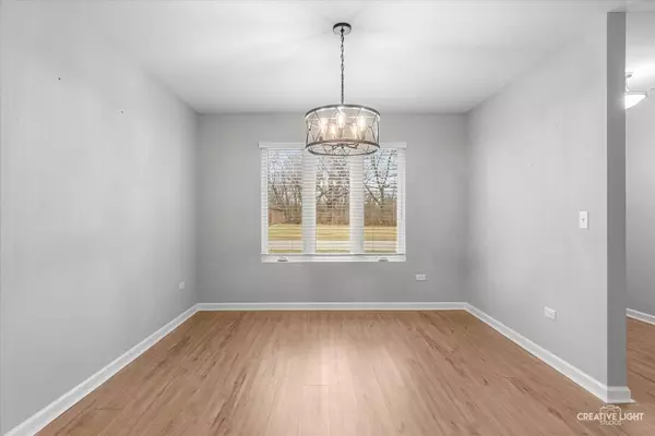 1260 Oak Grove CT, Morris, IL 60450