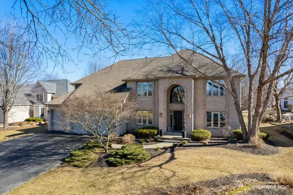 982 Jennifer CT, Sugar Grove, IL 60554