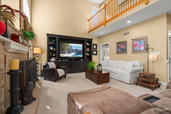 982 Jennifer CT, Sugar Grove, IL 60554