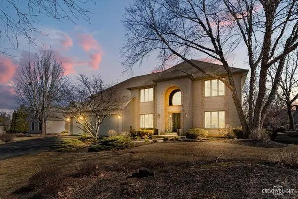 982 Jennifer CT, Sugar Grove, IL 60554