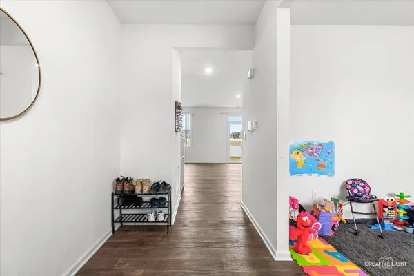 2730 Berrywood LN, Yorkville, IL 60560