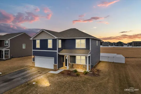 2730 Berrywood LN, Yorkville, IL 60560