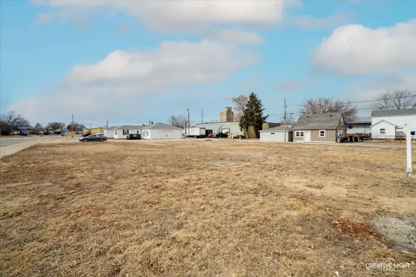 206 W South ST, Plano, IL 60545