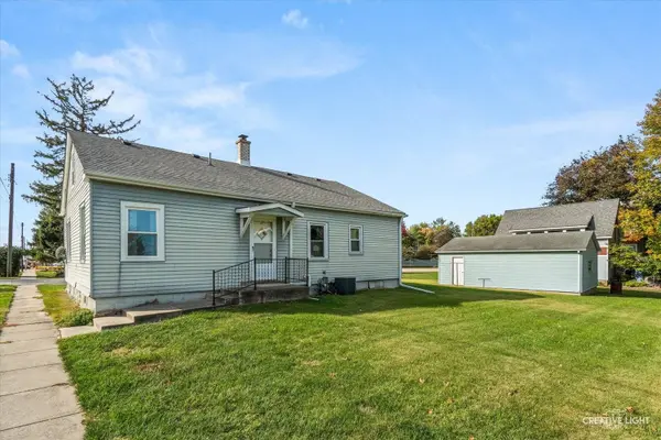 2 N Van Buren ST, Newark, IL 60541