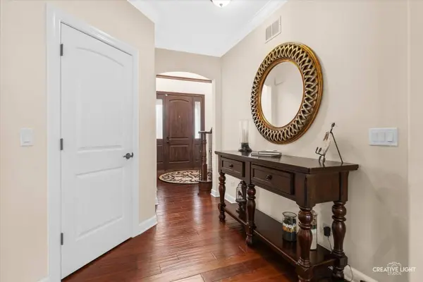 931 Patriot Pkwy, Elburn, IL 60119