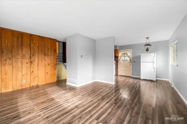 28 Seneca DR, Montgomery, IL 60538