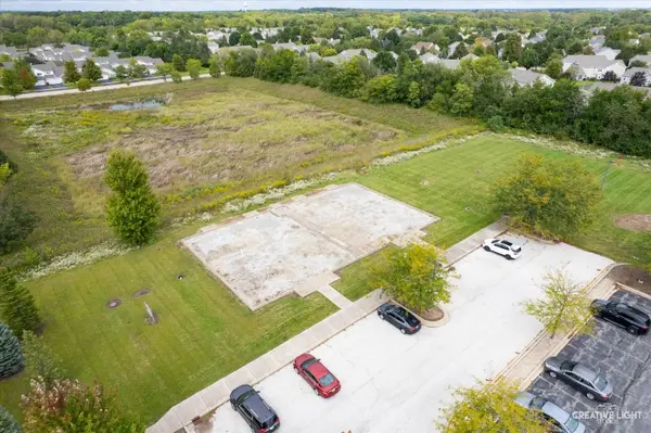 235 Capitol DR, Sugar Grove, IL 60554