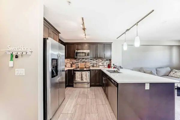 402 Kincora Glen RD NW #2311, Calgary, AB T3R 0V2