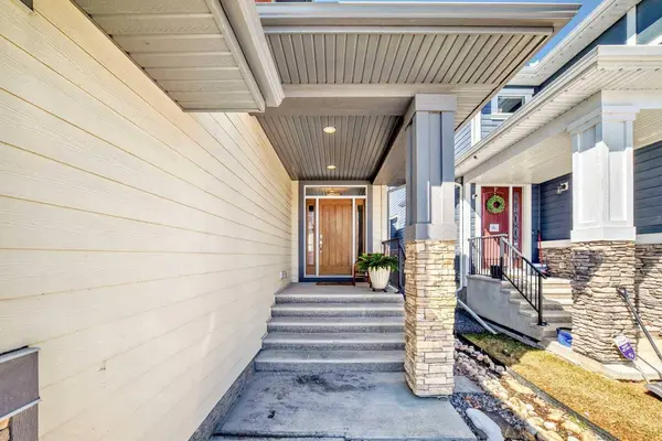 23 Cranbrook LN SE, Calgary, AB T3M 2J5