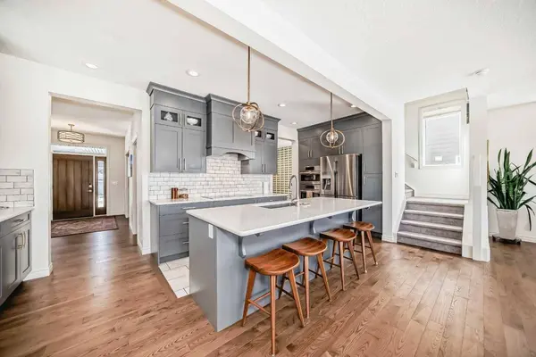 23 Cranbrook LN SE, Calgary, AB T3M 2J5