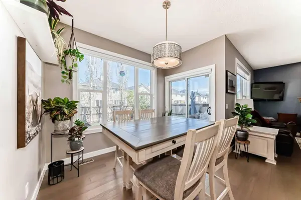 91 Cranwell Common SE, Calgary, AB T3M 0J5