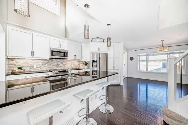 182 Auburn Crest GN SE, Calgary, AB T3M 1P7