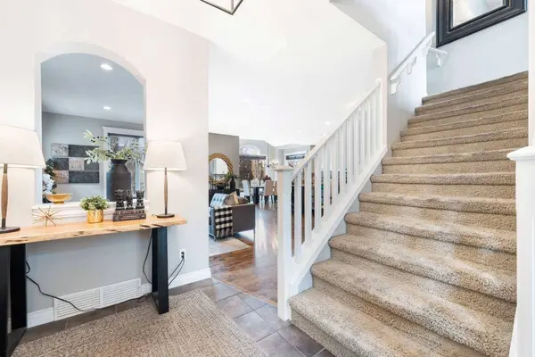 20 Auburn Sound TER SE, Calgary, AB T3M 1L6