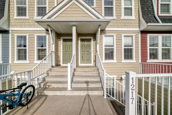 1219 Auburn Bay CIR SE, Calgary, AB T3M 2A4