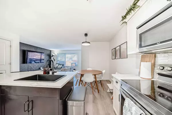 14 Autumn CRES SE, Calgary, AB T3M 0H6