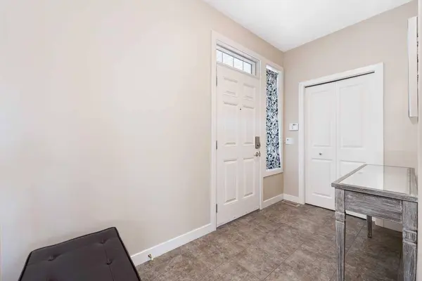 155 Autumn Close SE, Calgary, AB T3M 0K1