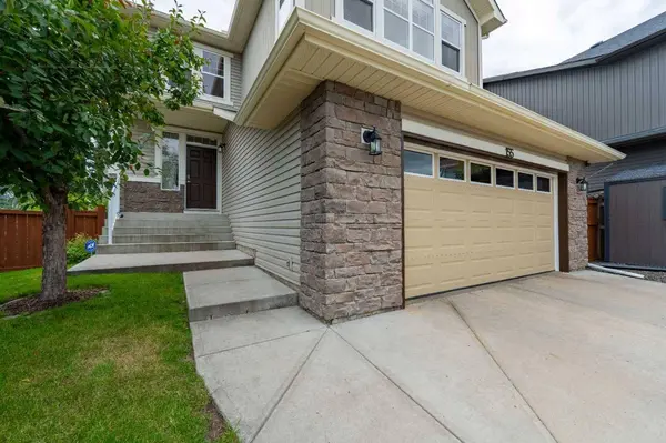 155 Autumn Close SE, Calgary, AB T3M 0K1