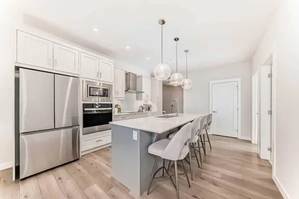 500 Auburn Meadows Common SE #104, Calgary, AB T3M 3P5