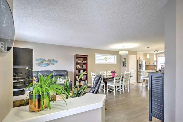 388 Auburn Crest WAY SE, Calgary, AB T3M 1P9