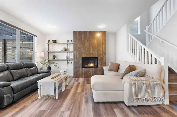 128 Auburn Bay AVE SE, Calgary, AB T3M 0K7