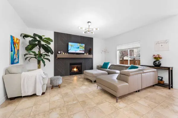 46 Autumn CIR SE, Calgary, AB T3M 0J6