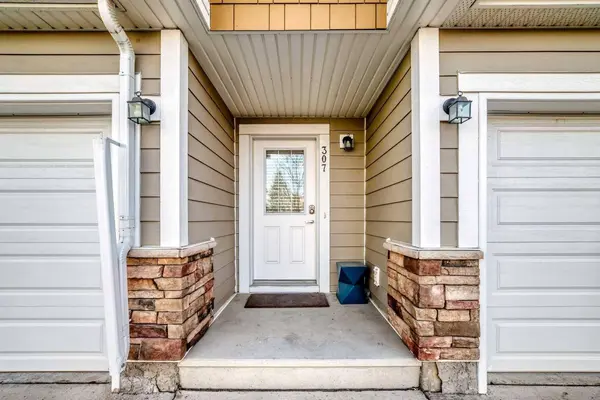 307 Auburn Bay CIR SE, 0046, AB T3M 1S6