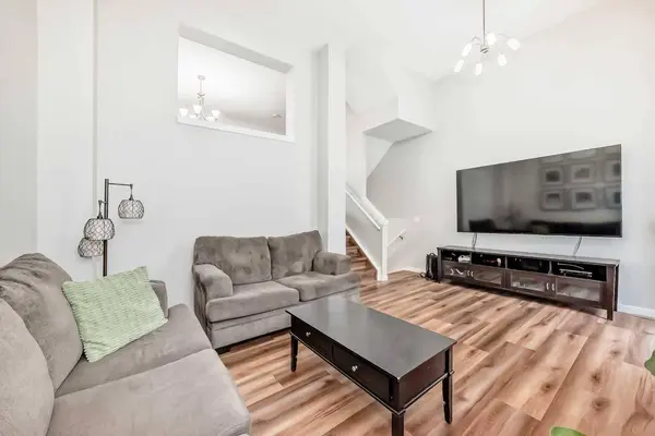 307 Auburn Bay CIR SE, Calgary, AB T3M 1S6