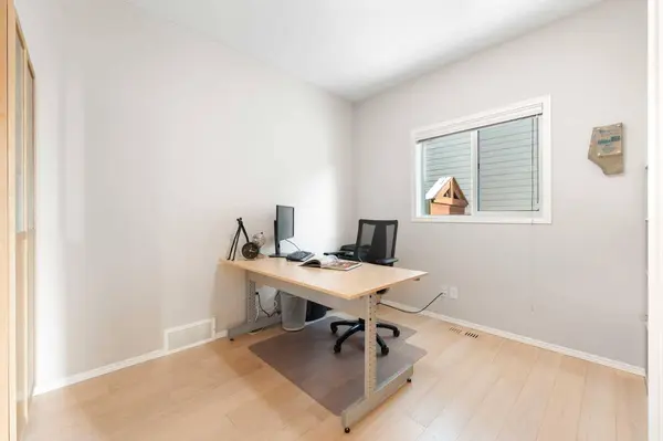 185 Auburn Glen CIR SE, Calgary, AB T3M 0K8