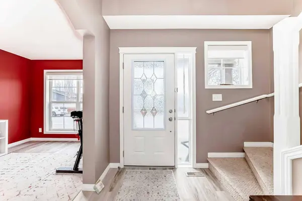 223 Auburn Bay HTS SE, Calgary, AB T3M 0A8