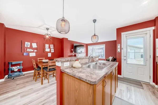 223 Auburn Bay HTS SE, Calgary, AB T3M 0A8