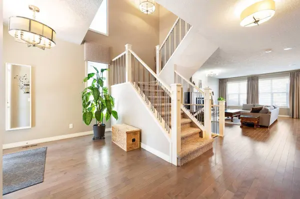 172 Auburn Bay AVE SE, Calgary, AB T3M 0N3