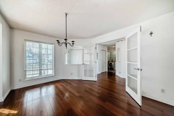 311 Bridlecreek GN SW, Calgary, AB T2Y 3P1