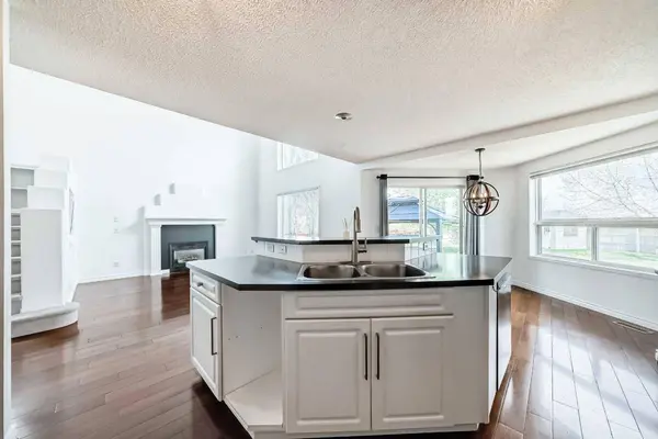 311 Bridlecreek GN SW, Calgary, AB T2Y 3P1