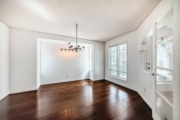 311 Bridlecreek GN SW, Calgary, AB T2Y 3P1