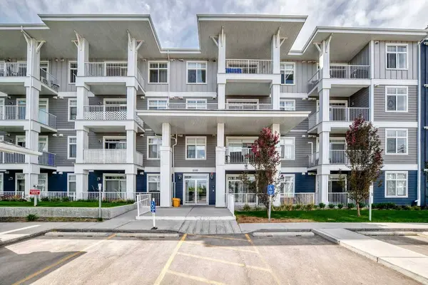 300 Auburn Meadows Common SE #415, Calgary, AB T3M 3E7