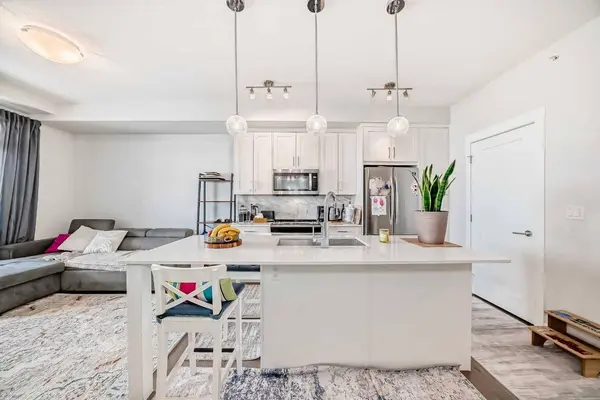 300 Auburn Meadows Common SE #415, Calgary, AB T3M 3E7