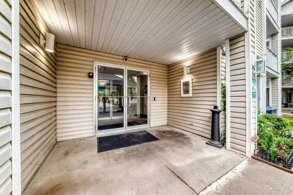 6224 17 AVE SE #2215, Calgary, AB T2A 7X8