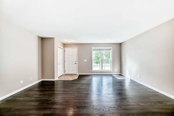 174 Auburn Bay BLVD SE, Calgary, AB T3M 0V2