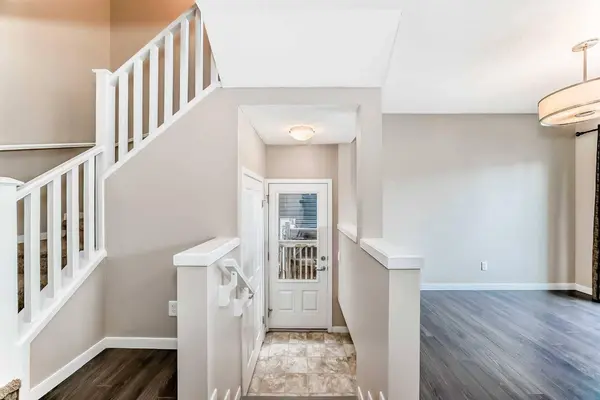 174 Auburn Bay BLVD SE, Calgary, AB T3M 0V2