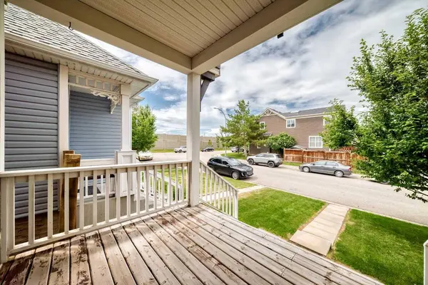 114 Auburn Bay CRES SE, Calgary, AB T3M 0E3