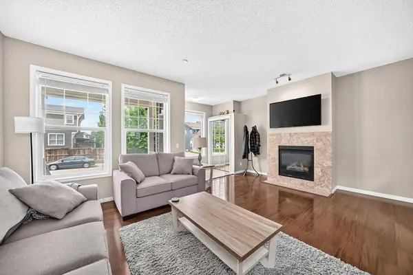 114 Auburn Bay CRES SE, Calgary, AB T3M 0E3