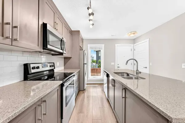19458 37 ST SE, Calgary, AB T3M 2W9