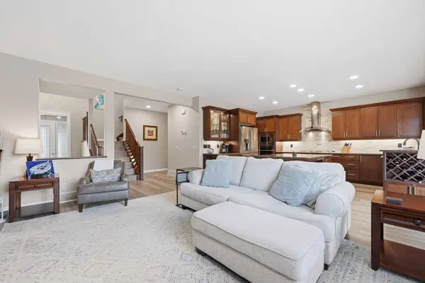 274 Autumn CIR SE, Calgary, AB T3M 0J8