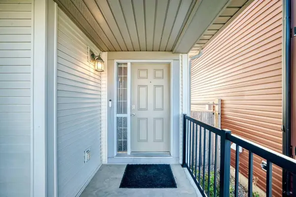 256 Autumn GN SE, Calgary, AB T3M 0H4