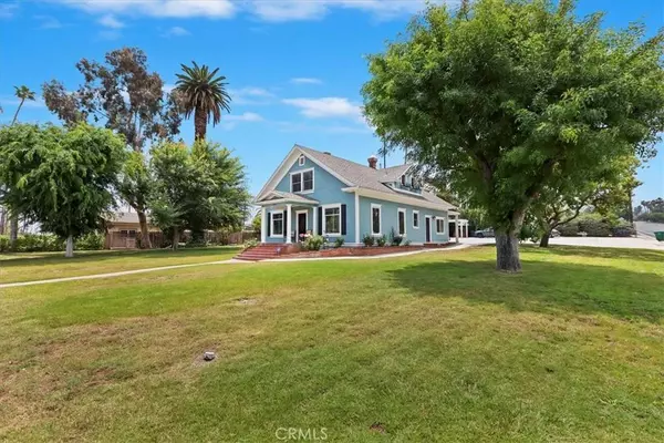 1350 E Chase DR, Corona, CA 92881