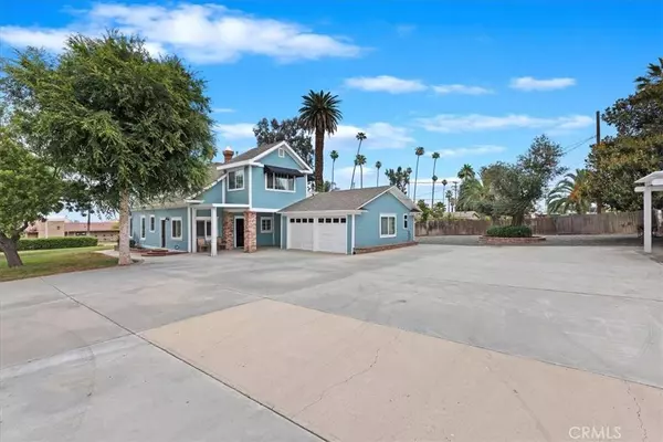 1350 E Chase DR, Corona, CA 92881