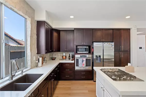 2914 S Buena Vista AVE, Corona, CA 92882