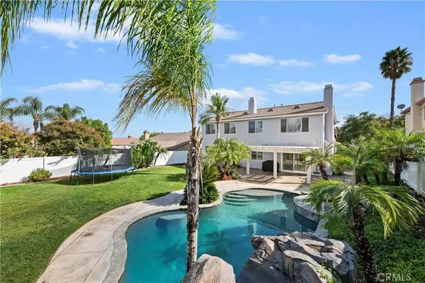 3926 Holly Springs, Corona, CA 92881